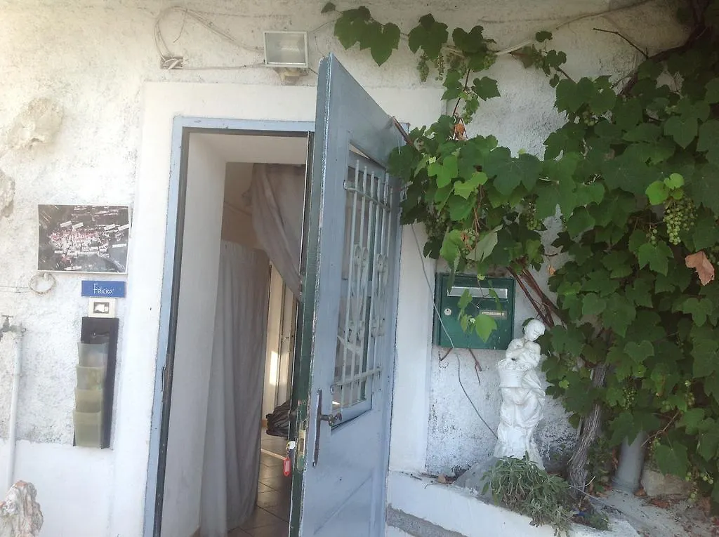 Apartment Villa D'Arte Mortola Superiore Italien