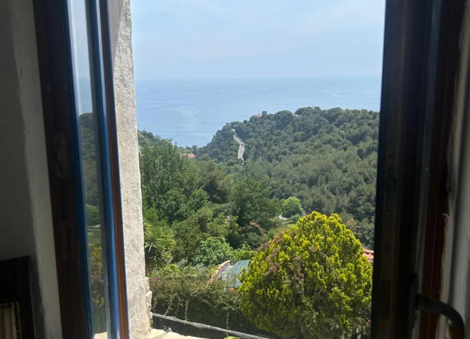 Villa D'Arte Mortola Superiore Apartment