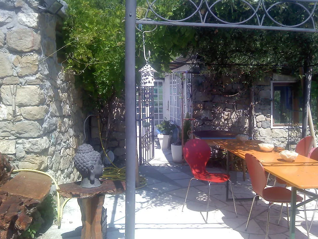Villa D'Arte Mortola Superiore 0*,  Italië